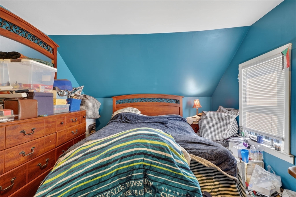 12 Cottage Place Boston, MA 02136 - Photo 11 of 28