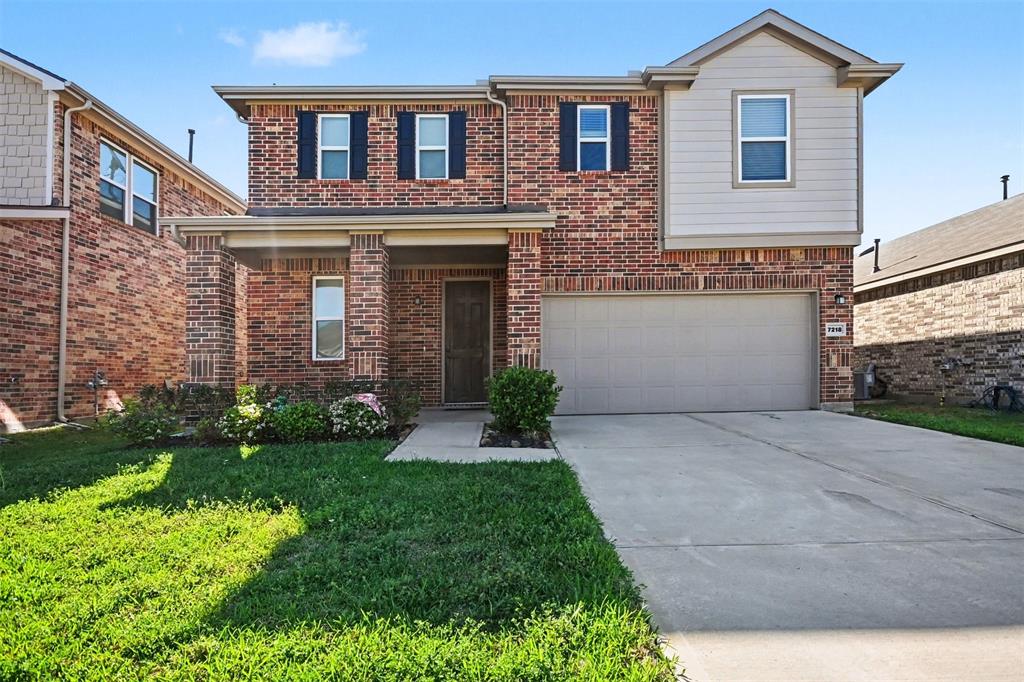 7218 Bakersfield Court Rosharon, TX 77583 - Photo 2 of 27