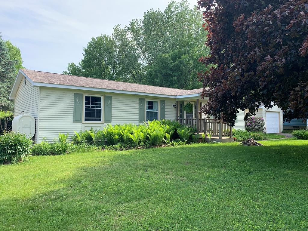 17 Hobbs Road Plattsburgh, NY 12901 - Photo 1 of 33 Gallery Image 1
