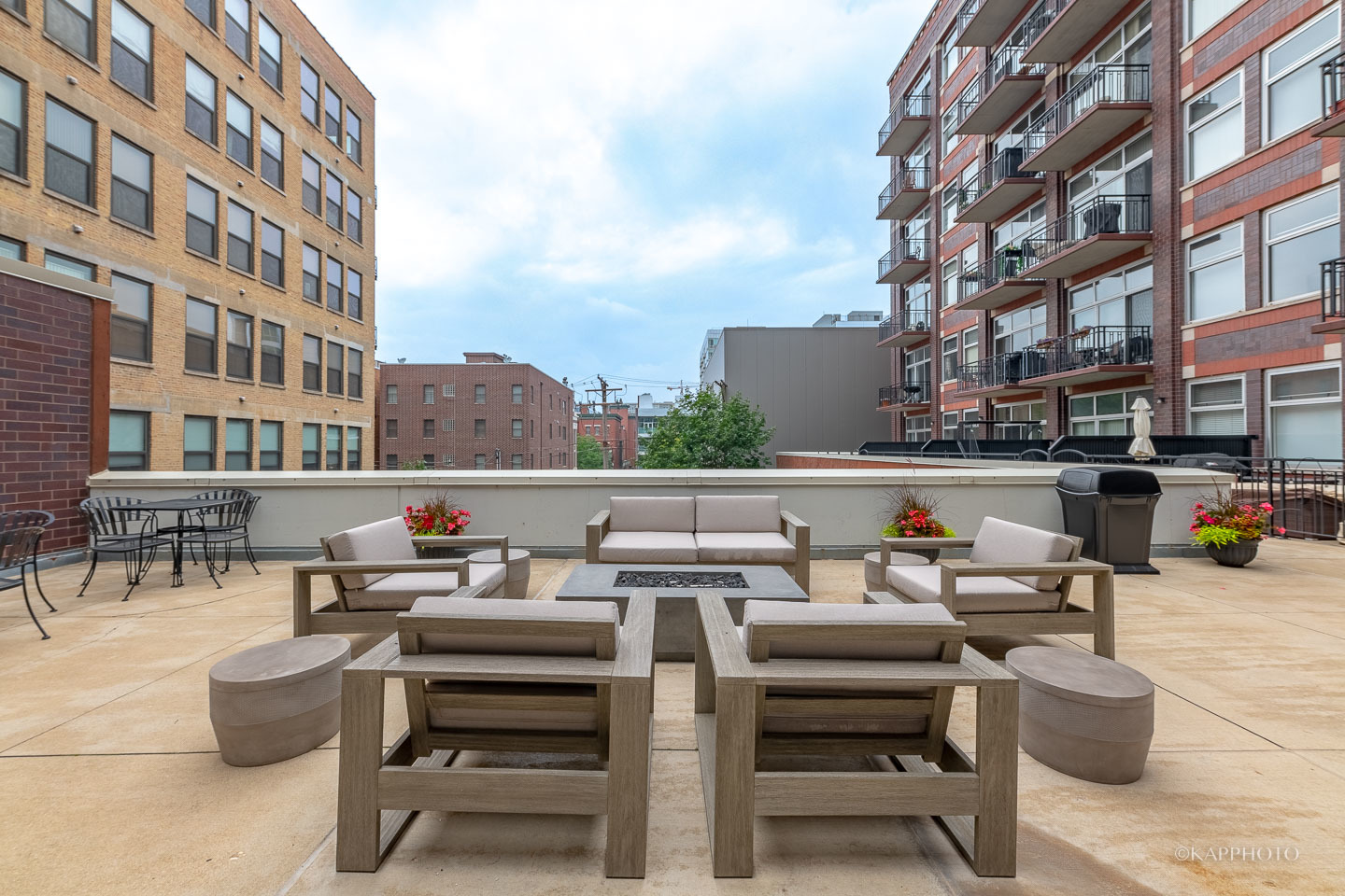 1000 West Adams Street, Unit 413 Chicago, IL 60607 - Photo 39 of 42