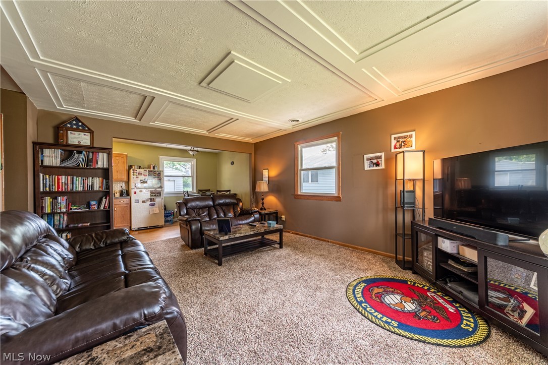 1652 Hubbard Road Madison, OH 44057 - Photo 3 of 29