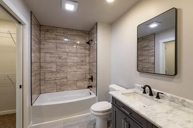 $659,800 | 2210 Henry Johns Boulevard, Unit 2212, Bangor, WI 54614