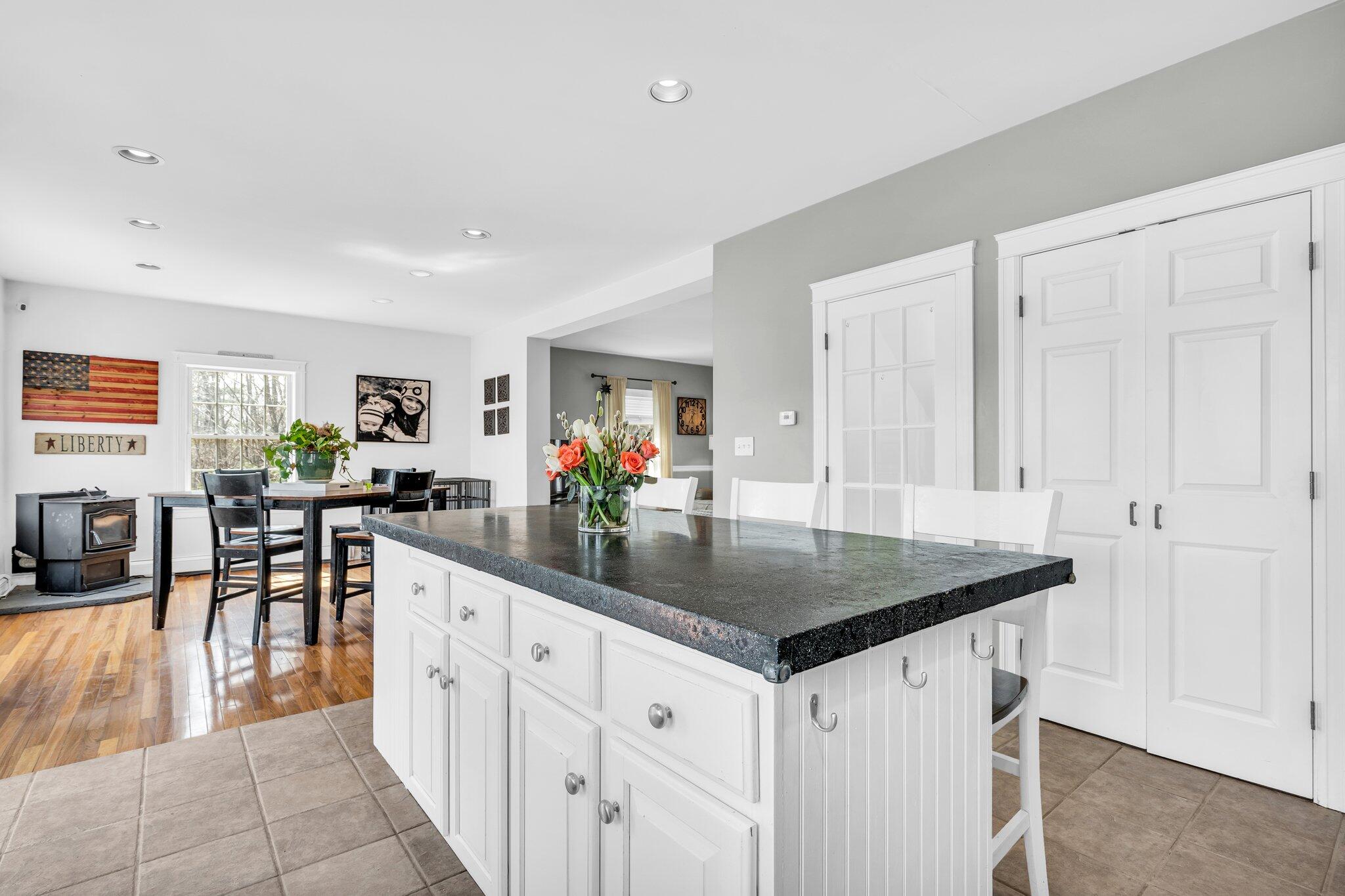 174 Mast Road Falmouth, ME 04105 - Photo 11 of 66 10-web-or-mls-DSC09392