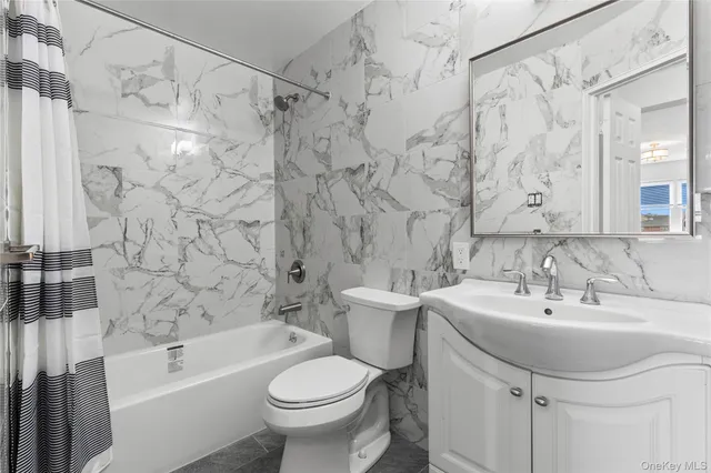 $3,150 | 740 East Broadway, Unit 3E, Long Beach, NY 11561