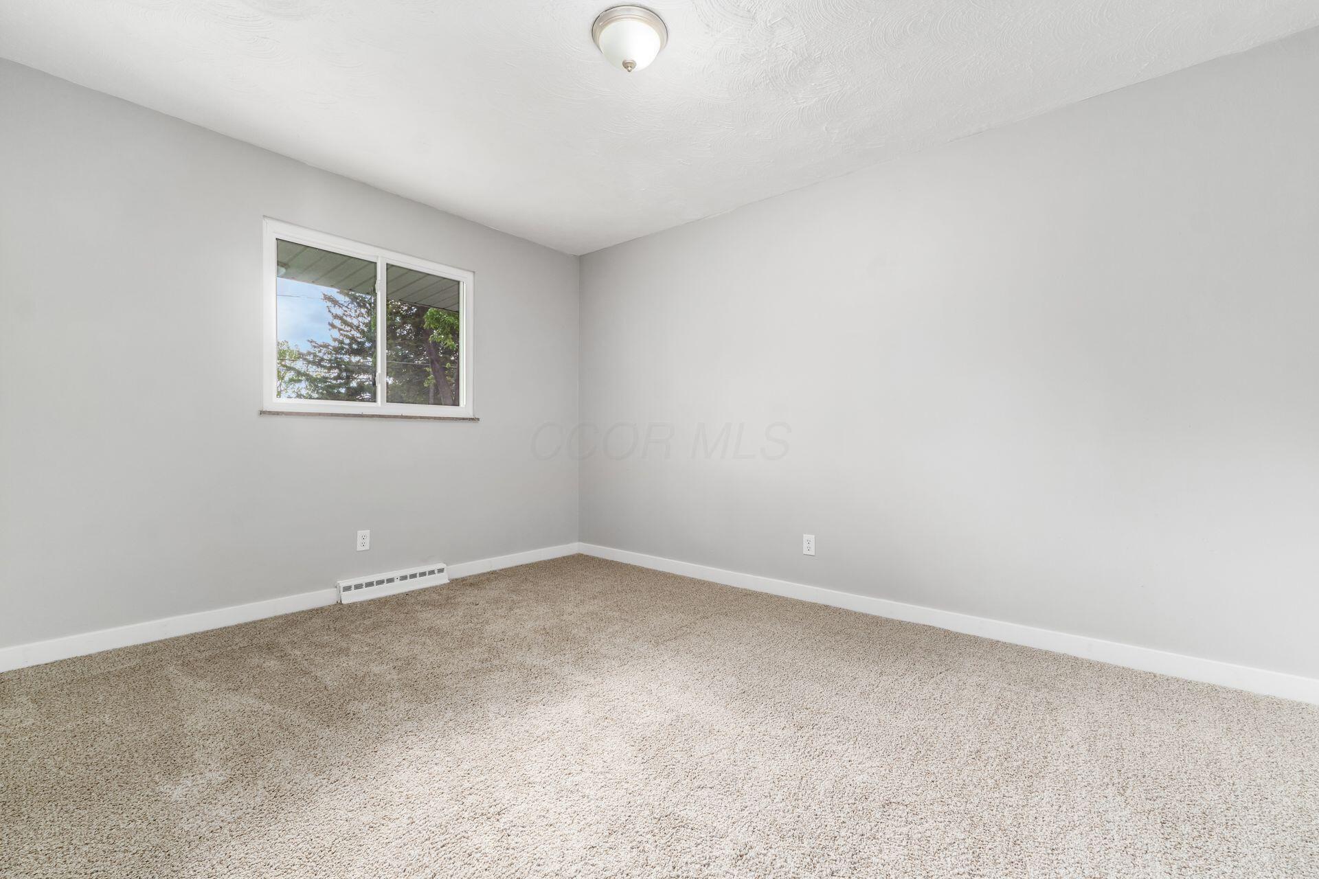 1472 Picard Road Columbus, OH 43227 - Photo 22 of 29 Primary bedroom