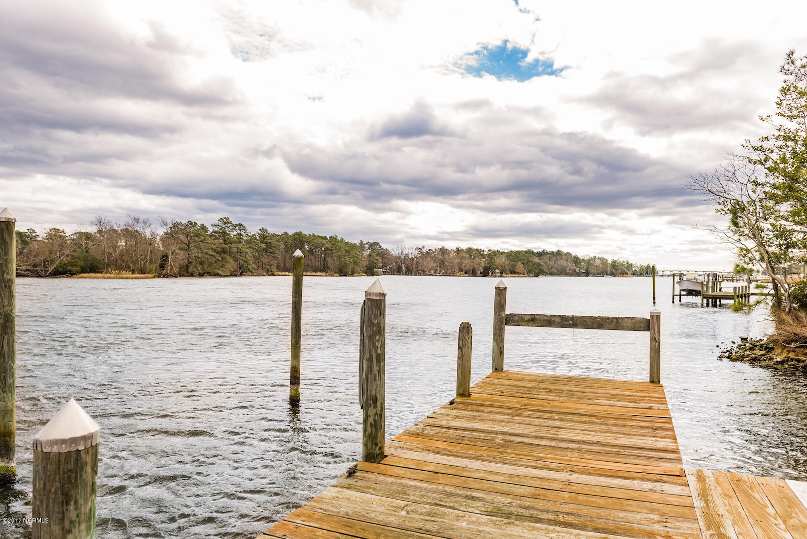 33 Spinnaker Point Road South Oriental, NC 28571 - Photo 21 of 22 027 Dock