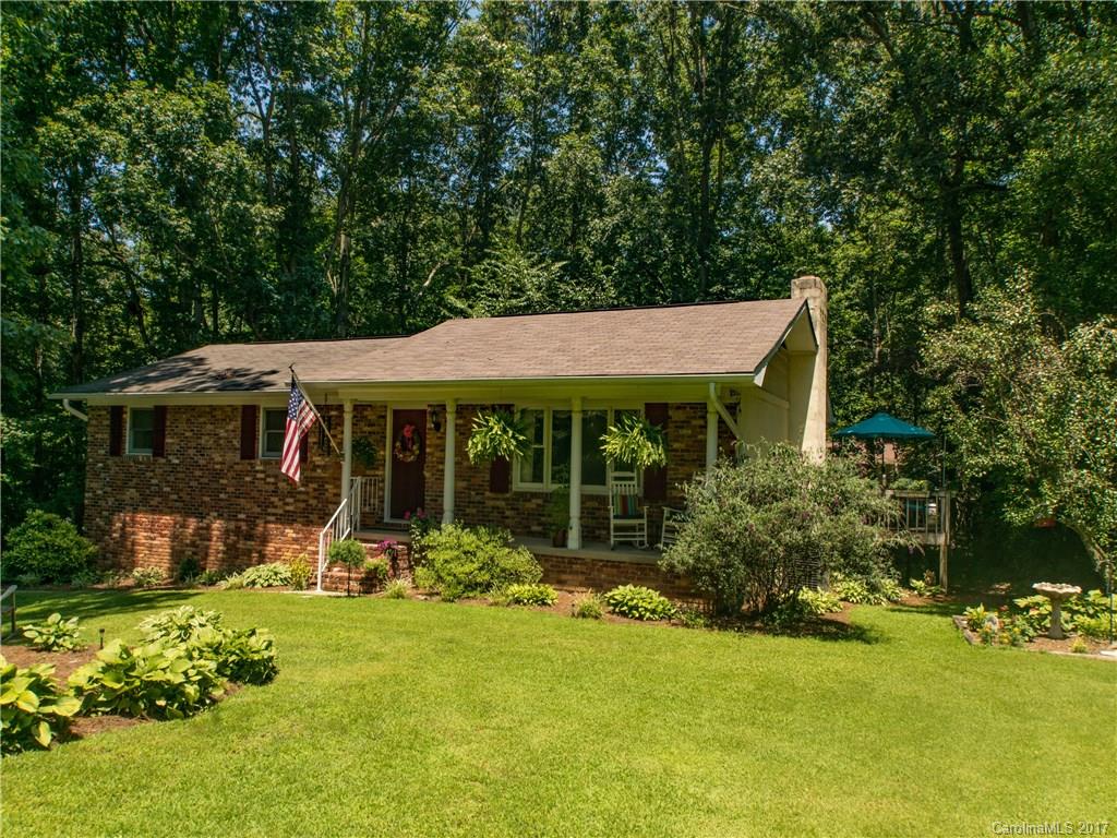 228 Fallen Timber Road Hendersonville, NC 28791 - Photo 3 of 24 Gallery Image 3