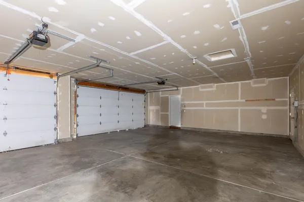 $937,500 | 4911 East Greenbluff Road, Colbert, WA 99005