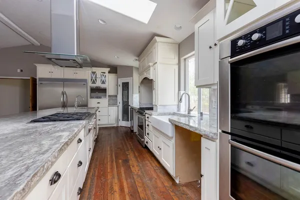 $937,500 | 4911 East Greenbluff Road, Colbert, WA 99005