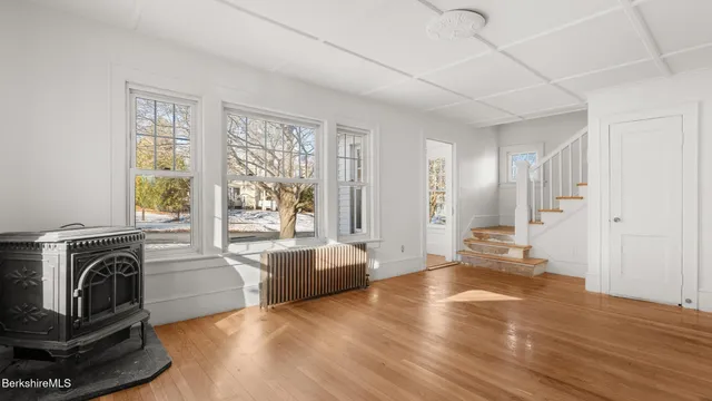 $289,900 | 121 Edward Avenue, Pittsfield, MA 01201