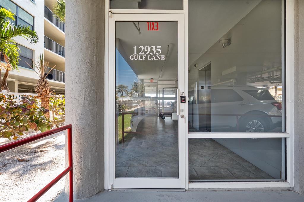 12935 Gulf Lane, Unit 304 Madeira Beach, FL 33708 - Photo 42 of 61