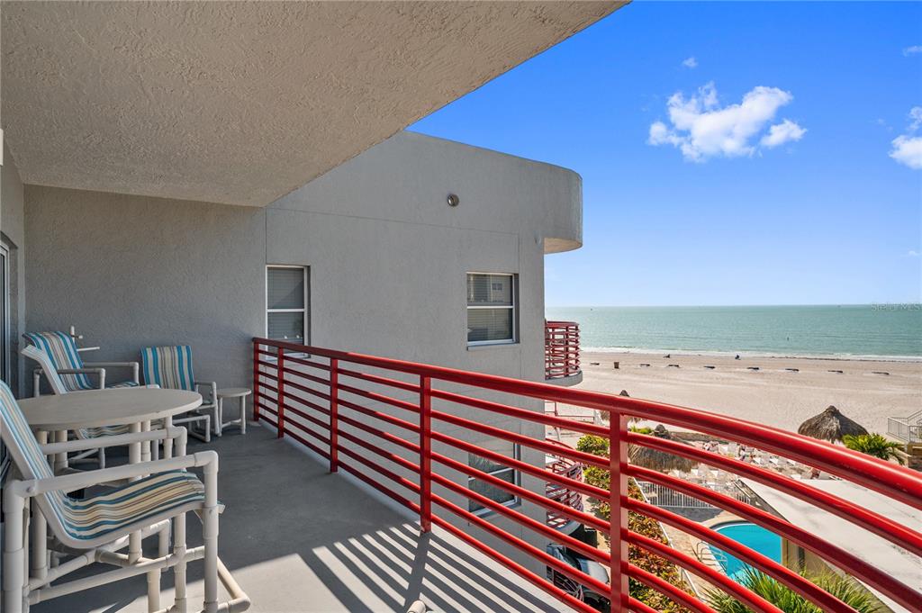 12935 Gulf Lane, Unit 304 Madeira Beach, FL 33708 - Photo 7 of 61