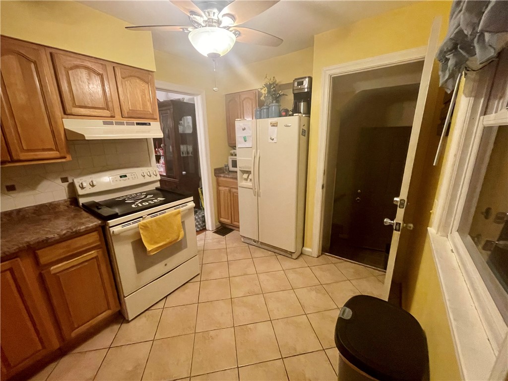 61 Northaven Terrace Rochester, NY 14621 - Photo 6 of 28