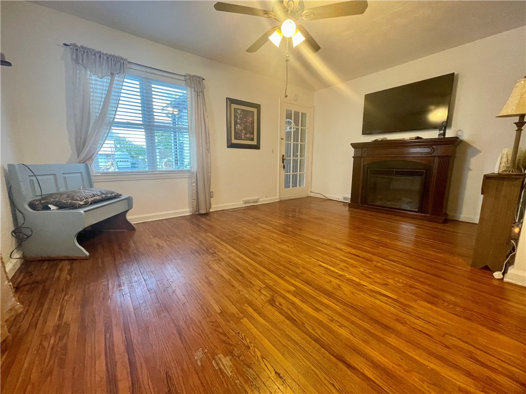 61 Northaven Terrace Rochester, NY 14621 - Photo 7 of 28