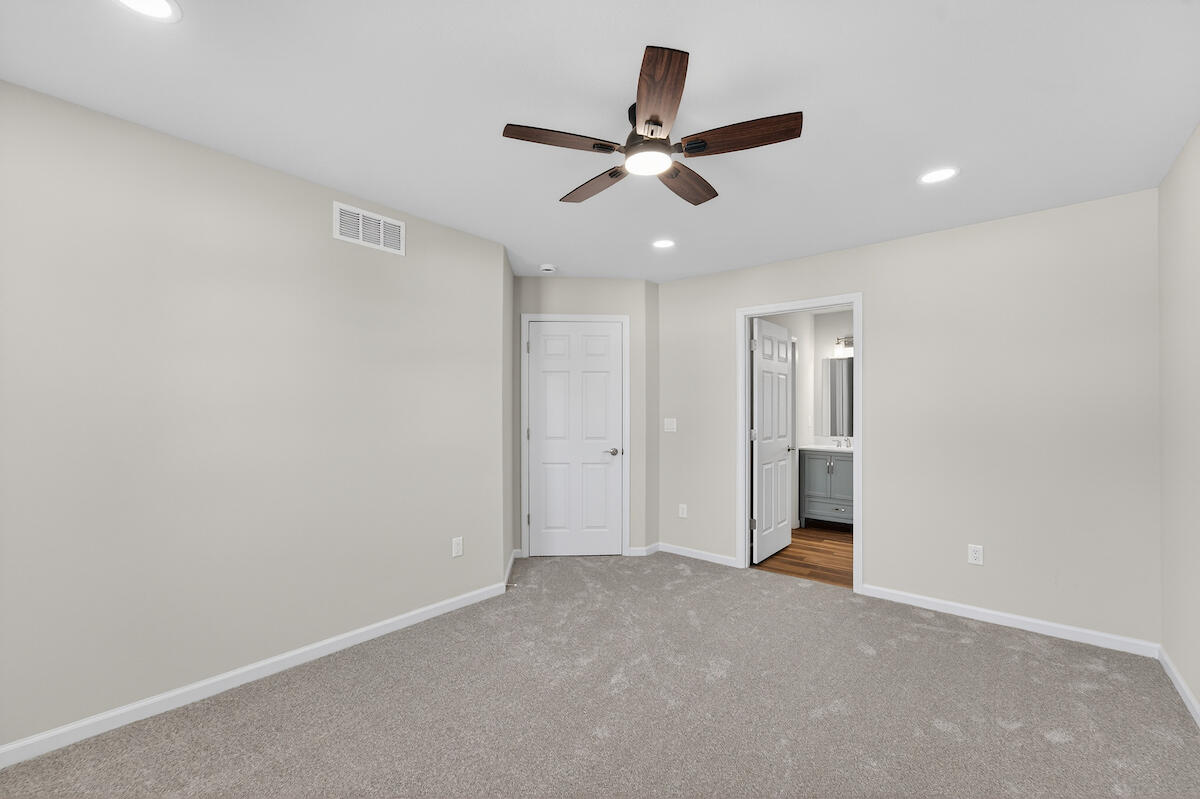 1617 Derby Avenue Mount Pleasant, WI 53403 - Photo 19 of 28 DSC09673