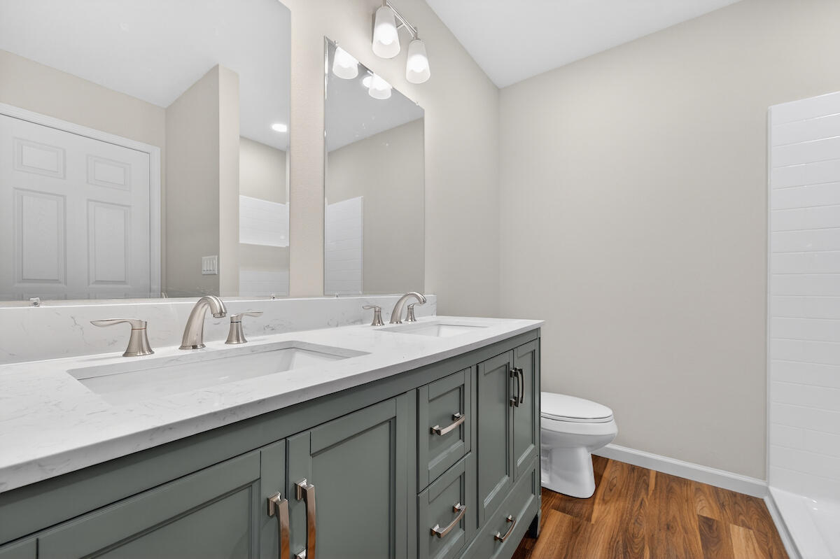 1617 Derby Avenue Mount Pleasant, WI 53403 - Photo 20 of 28 master bathroom