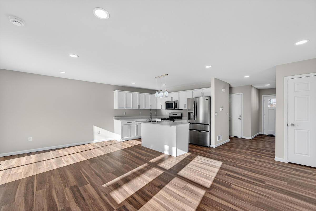 1617 Derby Avenue Mount Pleasant, WI 53403 - Photo 3 of 28 DSC09708