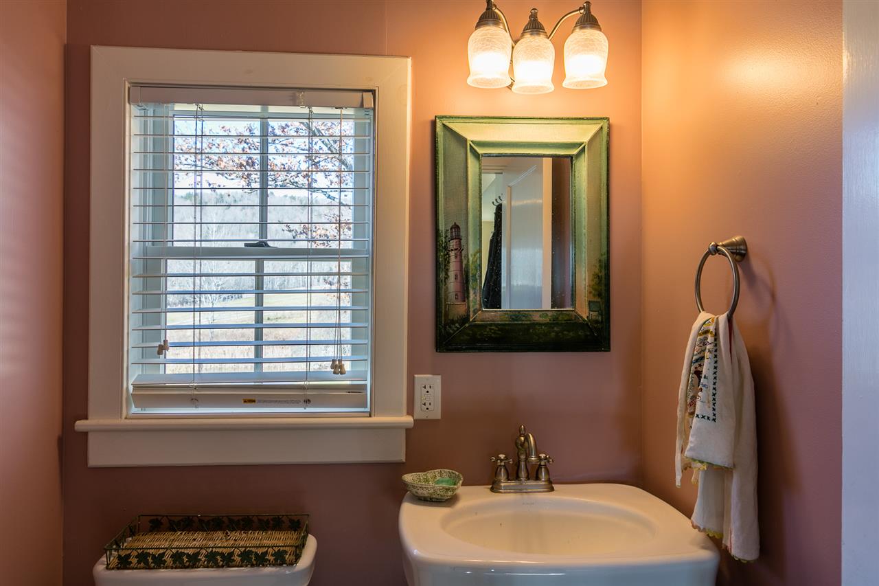 1139 Hewett Road Windsor, VT 05089 - Photo 20 of 38