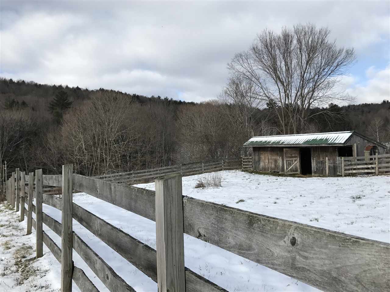 1139 Hewett Road Windsor, VT 05089 - Photo 4 of 38