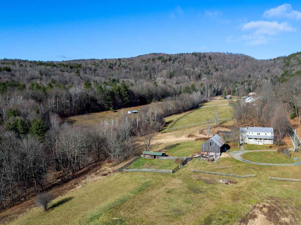 1139 Hewett Road Windsor, VT 05089 - Photo 5 of 38