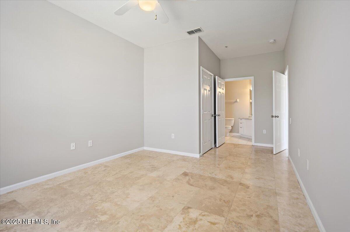 10550 Baymeadows Road, Unit 1028 Jacksonville, FL 32256 - Photo 9 of 22 11-Primary Bedroom