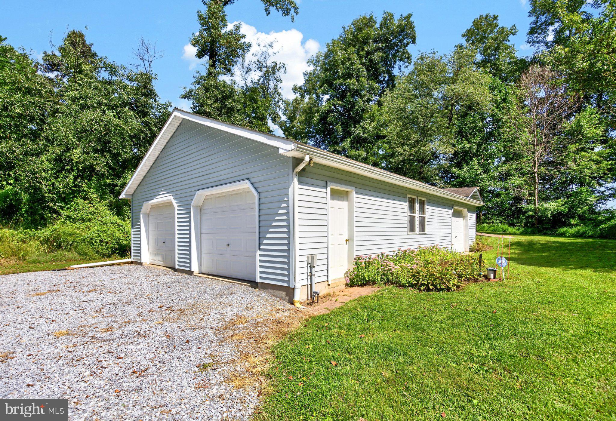 725 Ewing Road Cochranville, PA 19330 - Photo 33 of 55 5-car detached, or woodworking, metalworking