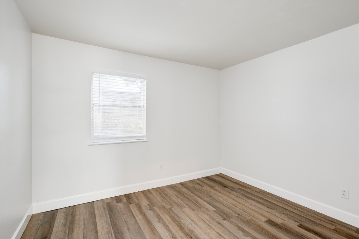 6910 Hart Lane, Unit 806 Austin, TX 78731 - Photo 15 of 22