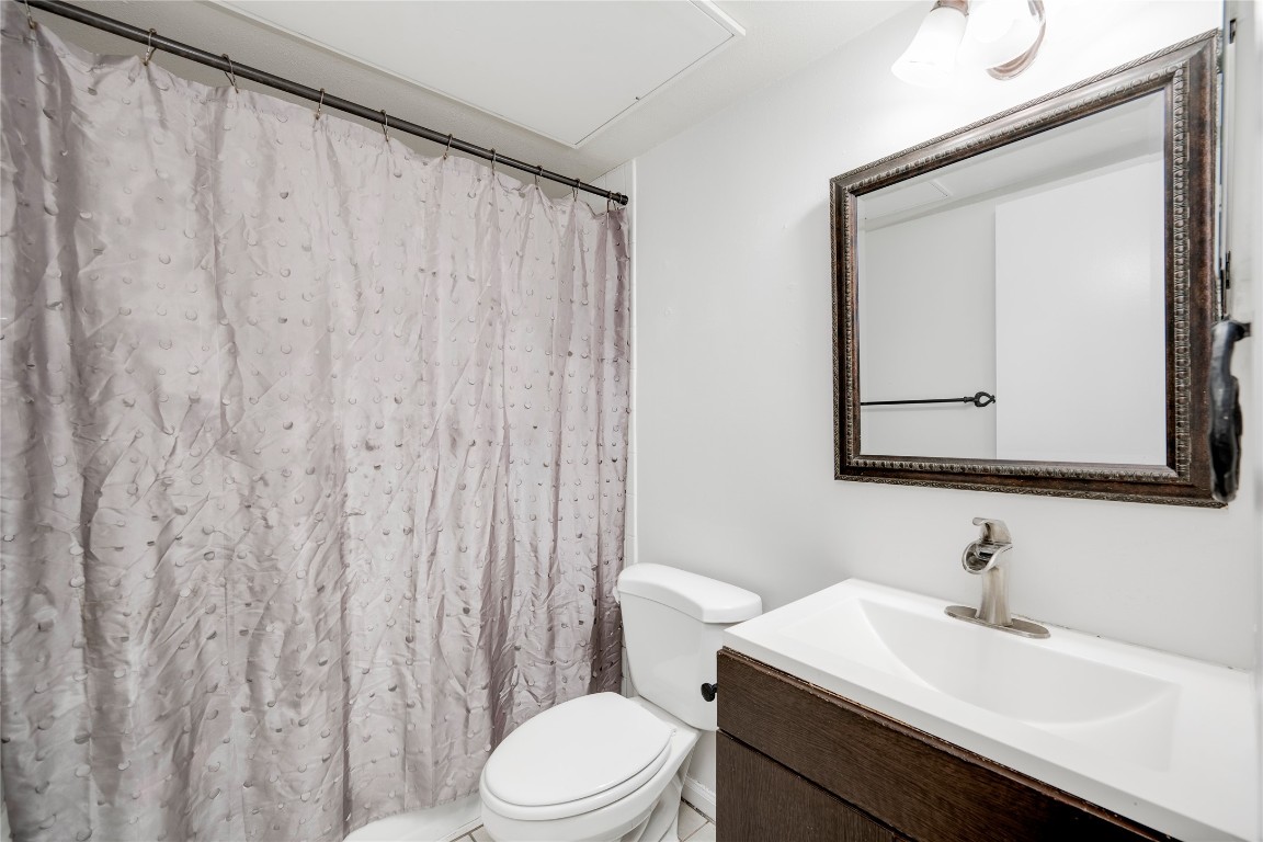 6910 Hart Lane, Unit 806 Austin, TX 78731 - Photo 16 of 22