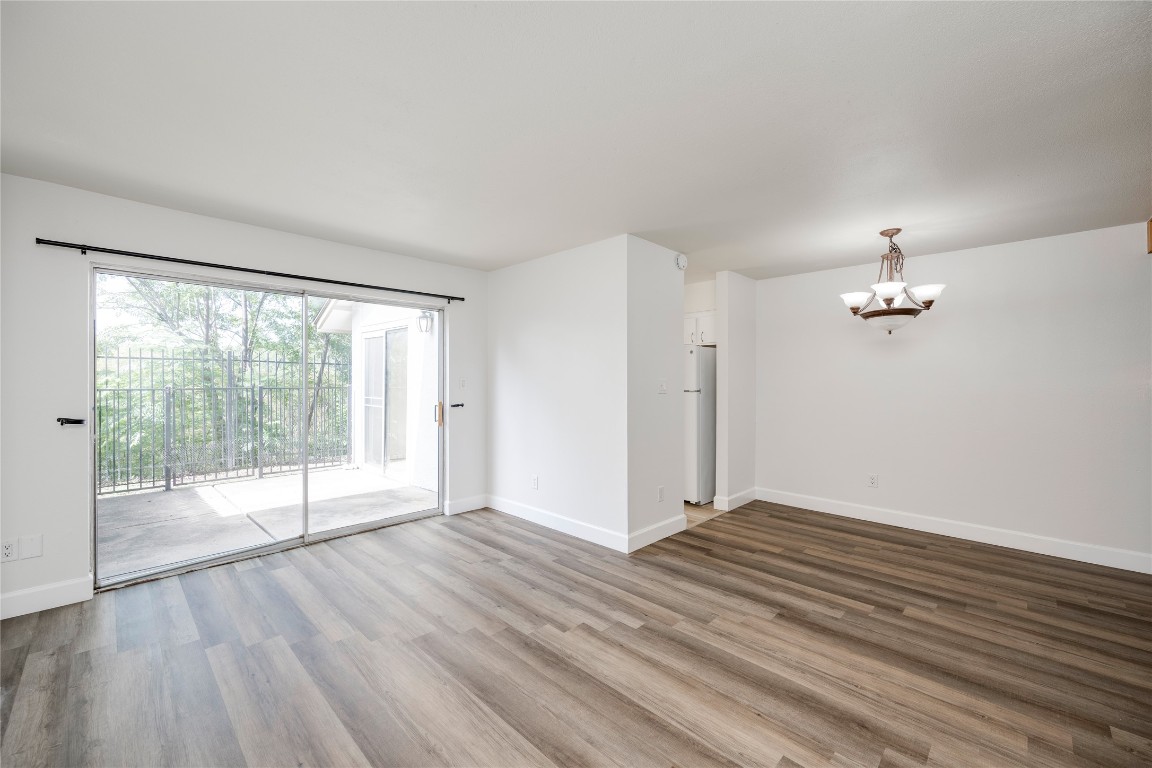 6910 Hart Lane, Unit 806 Austin, TX 78731 - Photo 4 of 22