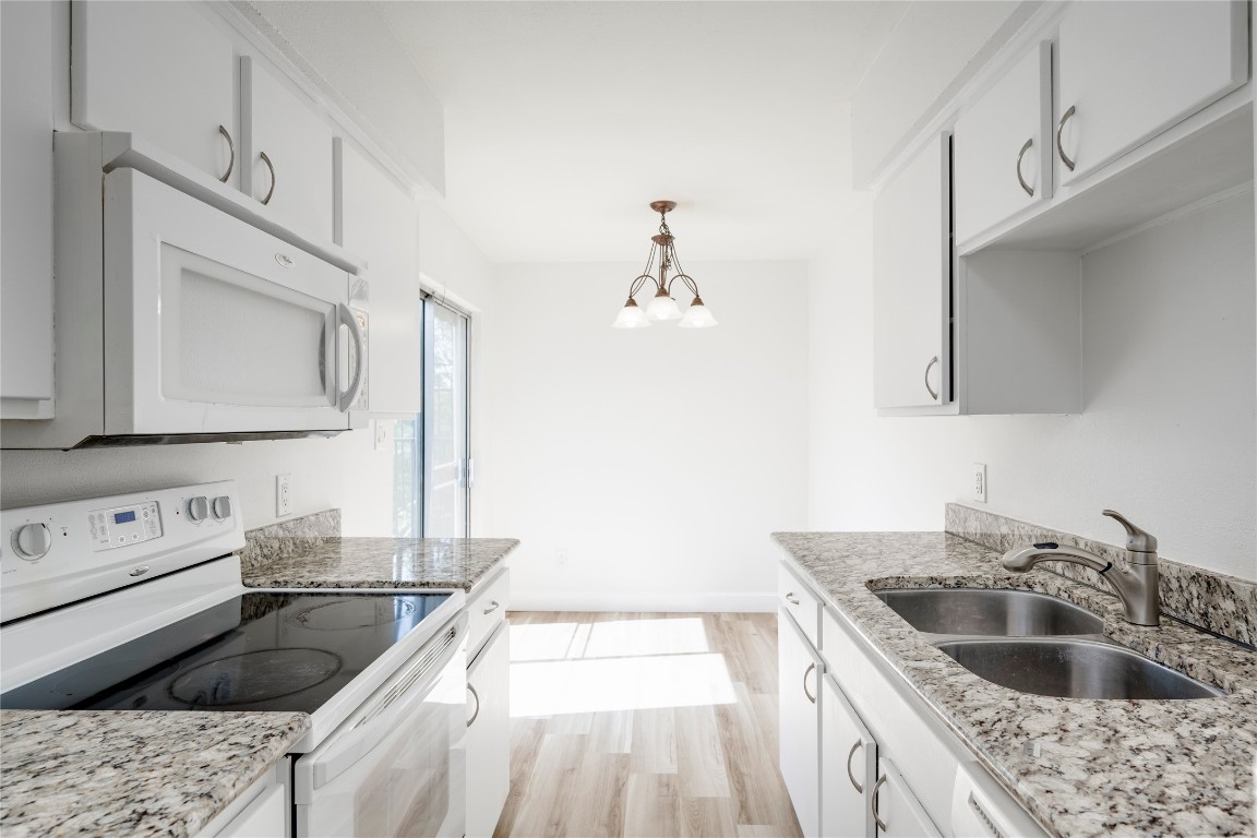 6910 Hart Lane, Unit 806 Austin, TX 78731 - Photo 6 of 22