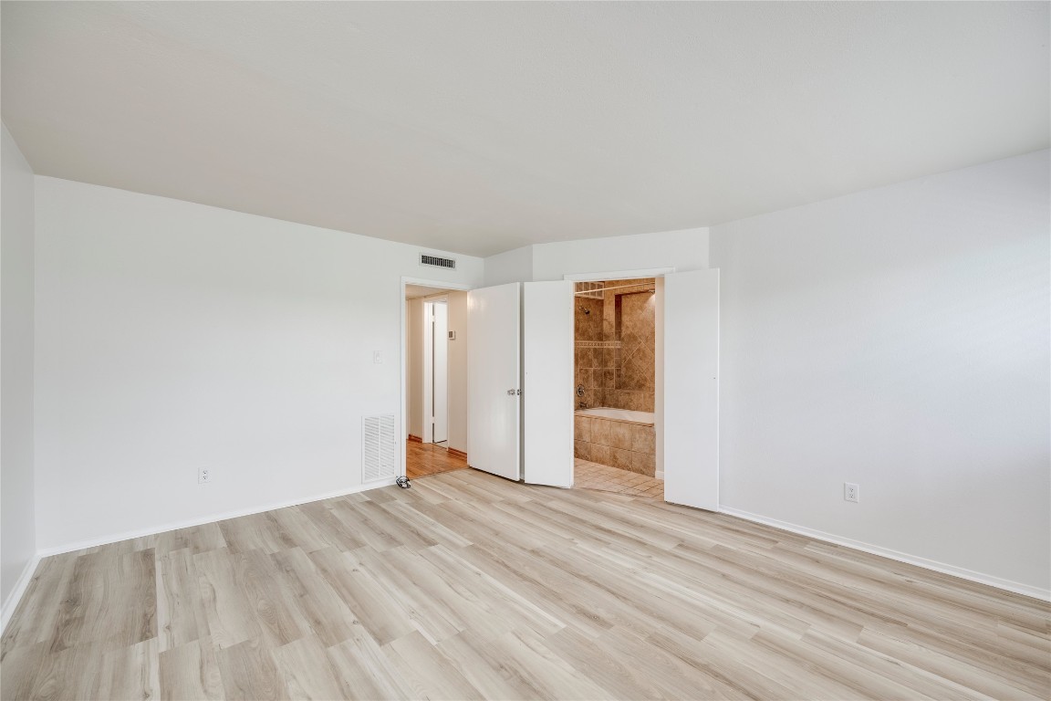 6910 Hart Lane, Unit 806 Austin, TX 78731 - Photo 10 of 22