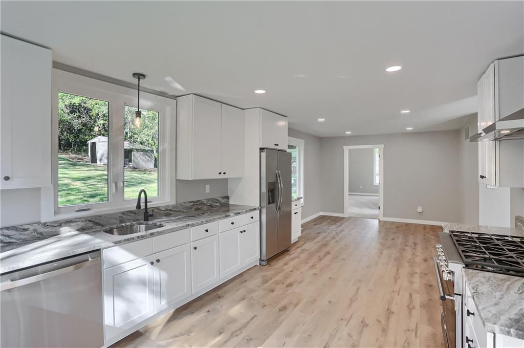 9755 Grosick Road Pittsburgh, PA 15237 - Photo 5 of 22