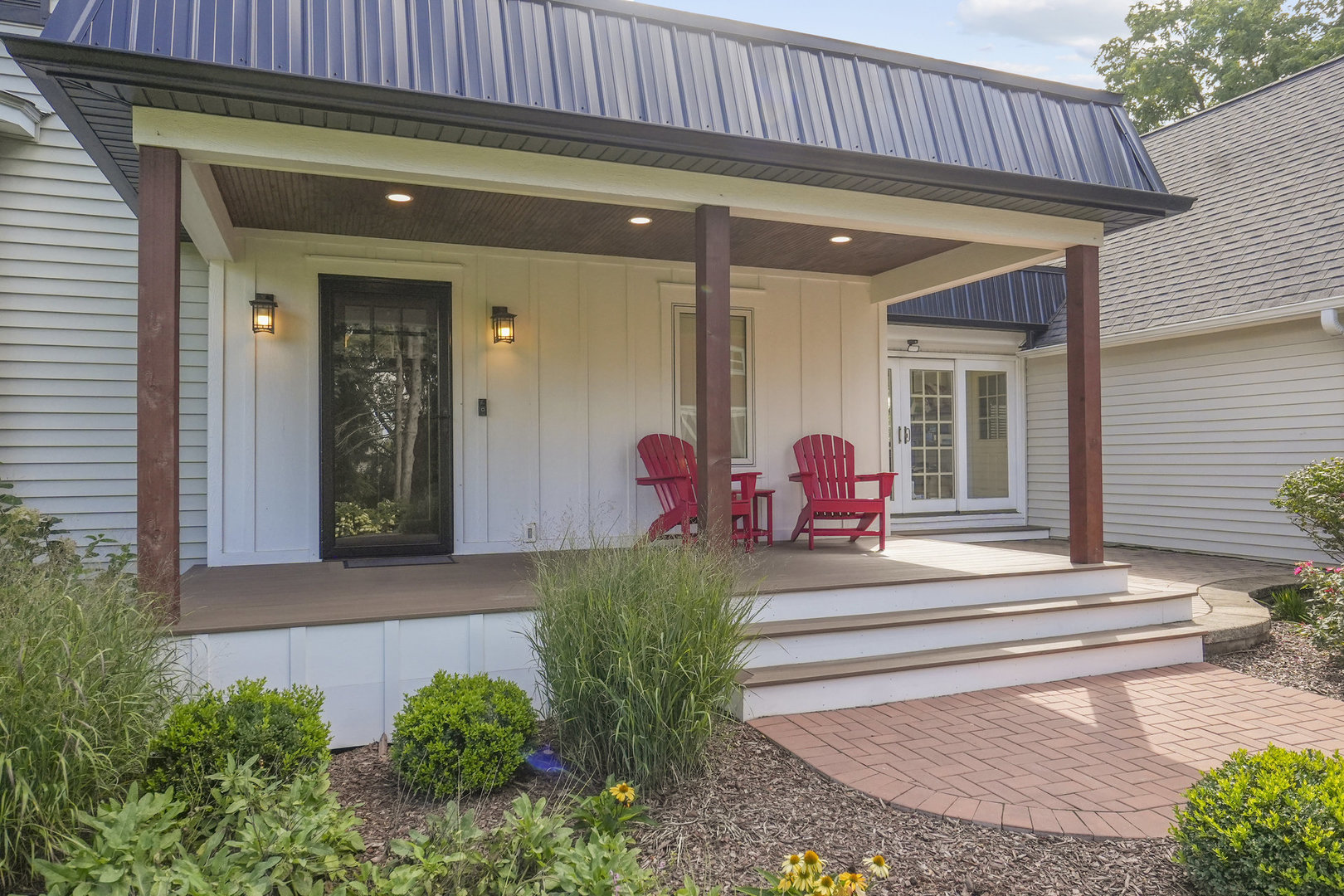 3614 Wolf Road Oswego, IL 60543 - Photo 5 of 56 a front view of a house with entryway