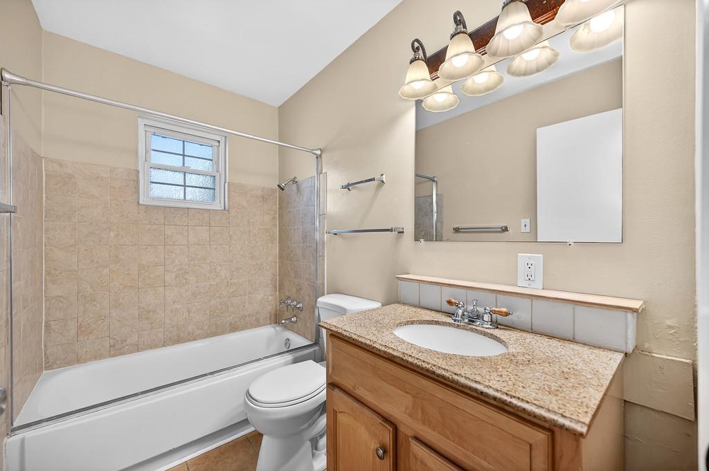 3213 Smathers Way Carmichael, CA 95608 - Photo 18 of 42