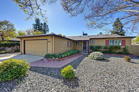 $495,000 | 3213 Smathers Way, Carmichael, CA 95608