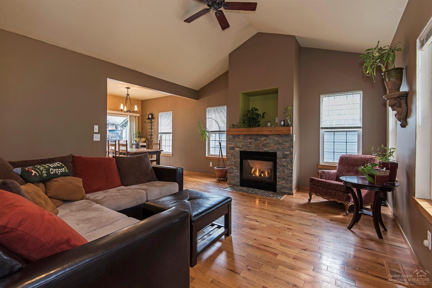 1844 Southwest Forest Ridge Avenue Bend, OR 97702 - Photo 2 of 20 Additional Photo