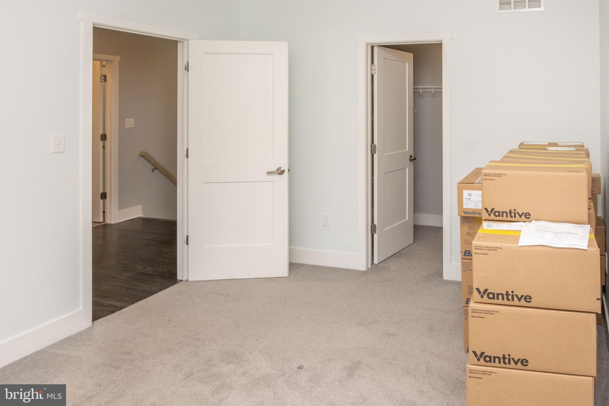 6042 Station Cir Road Harrisburg, PA 17111 - Photo 16 of 71