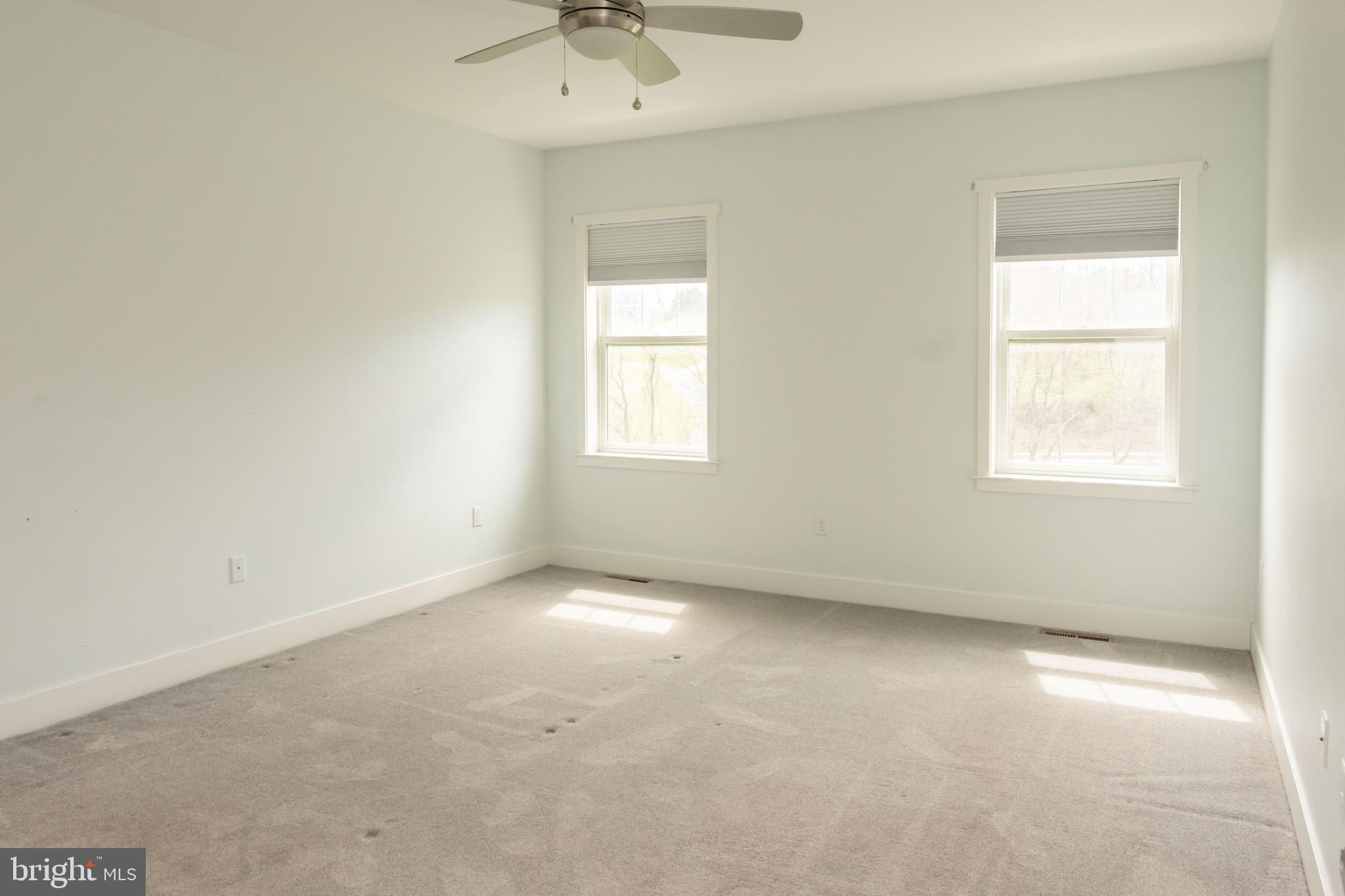 6042 Station Cir Road Harrisburg, PA 17111 - Photo 41 of 71 an empty room with a window