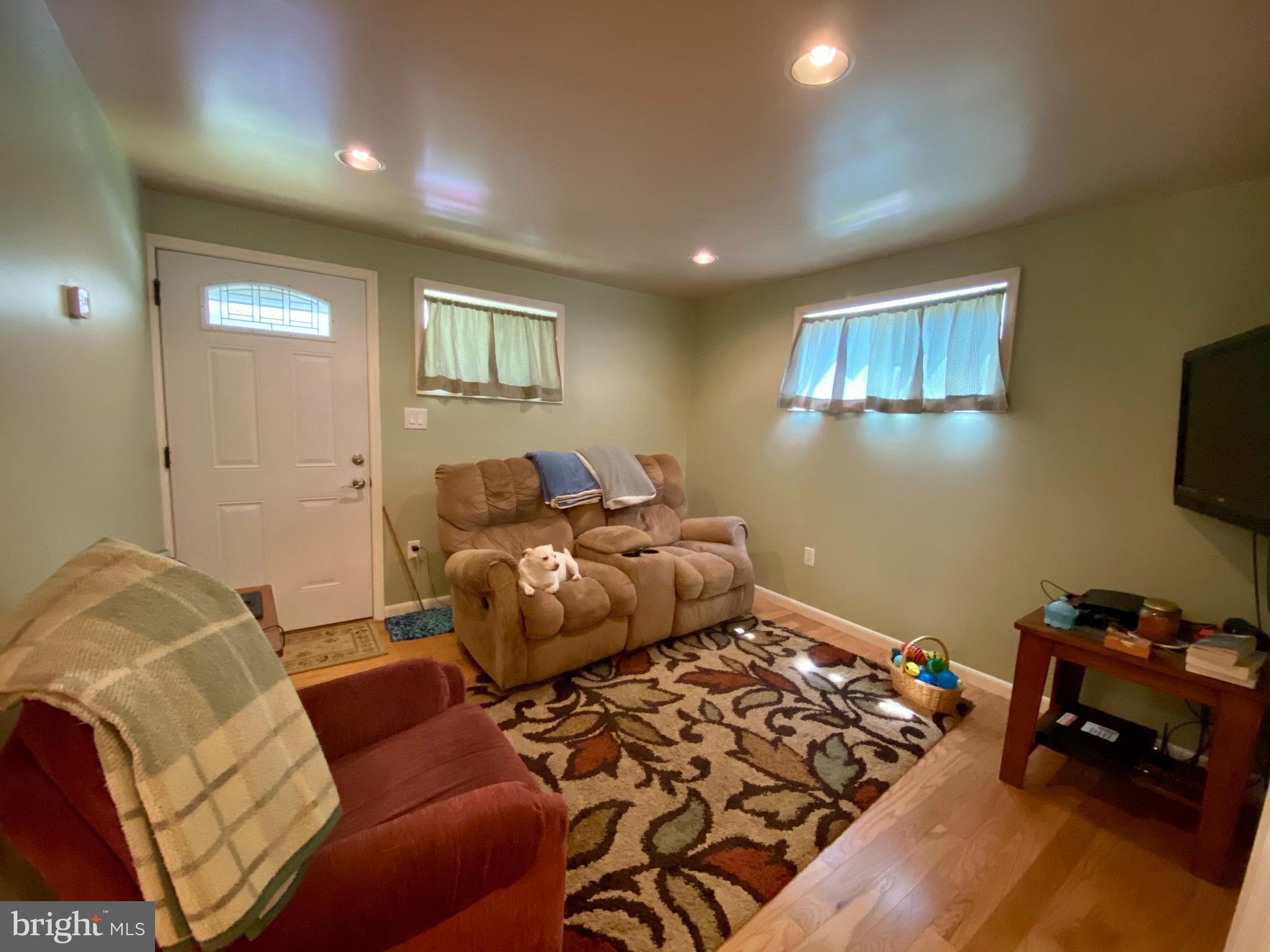 1711 Liggett Avenue Reading, PA 19607 - Photo 2 of 10 Gallery Image 2