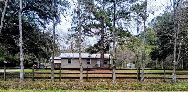 $247,500 | 76118 Beverly Drive, Covington, LA 70435