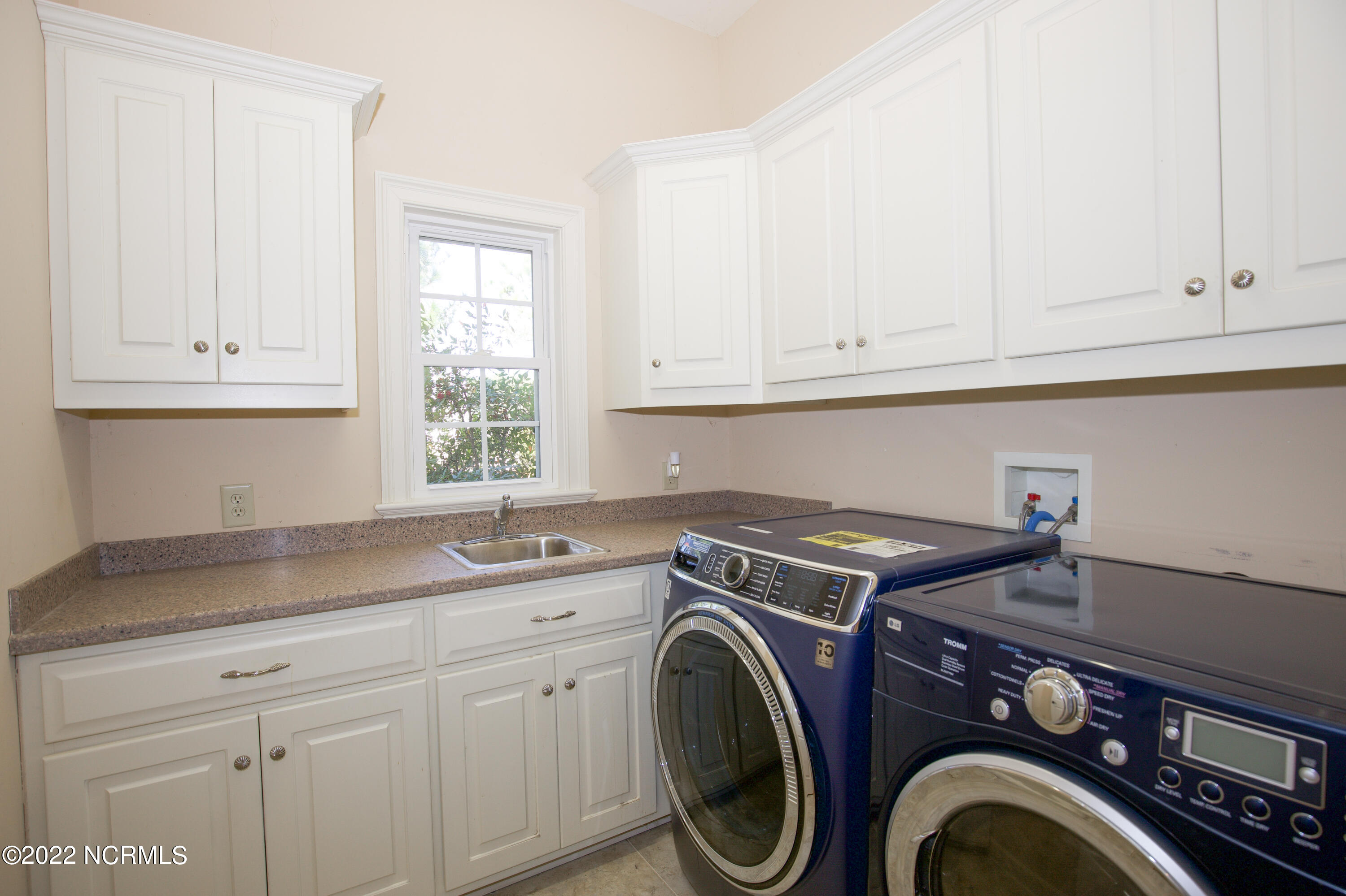 528 Longleaf Drive West End, NC 27376 - Photo 66 of 92 528 Longleaf Dr-40