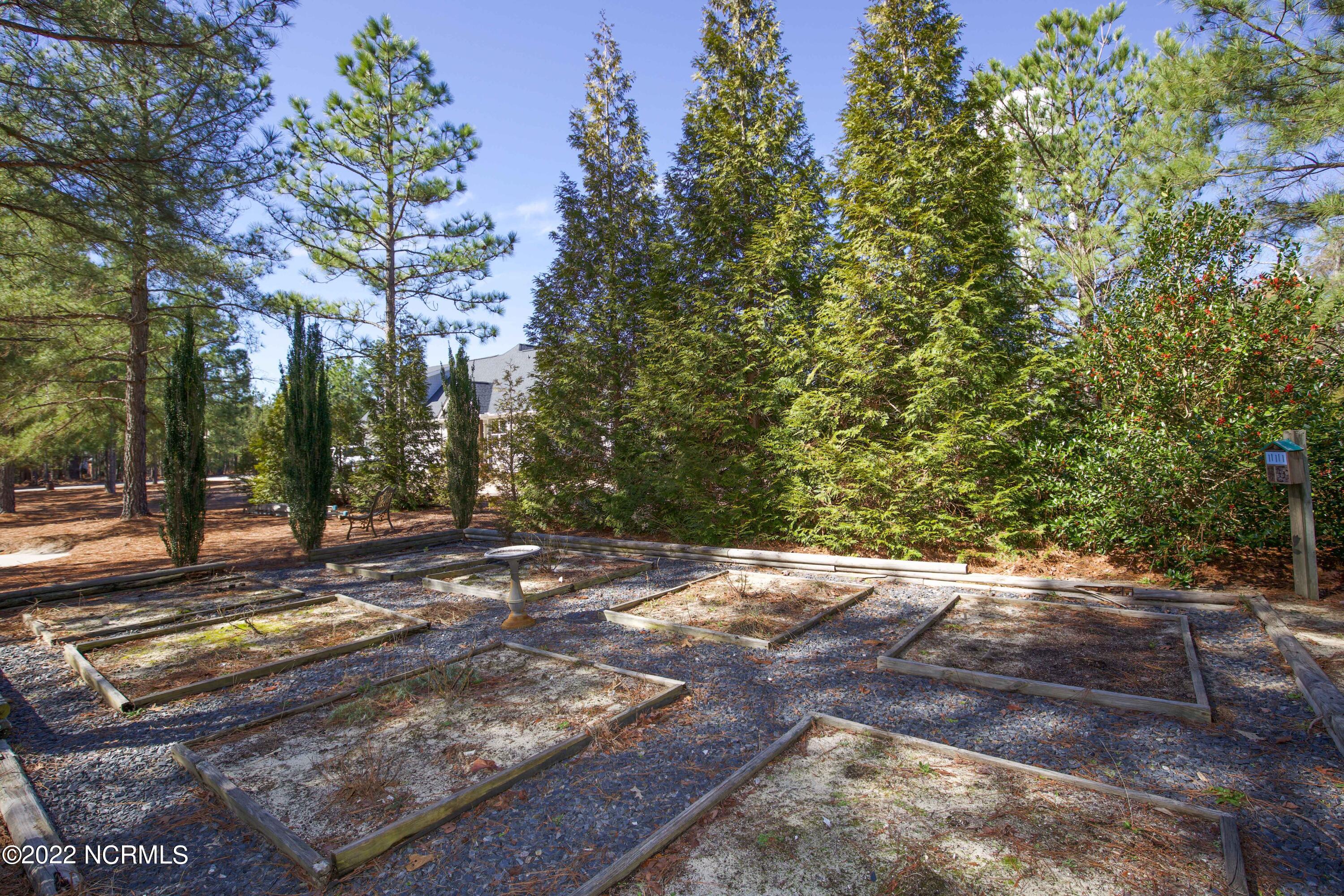 528 Longleaf Drive West End, NC 27376 - Photo 7 of 92 528 Longleaf Dr-69