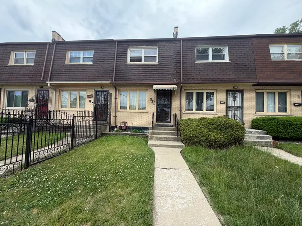 $149,900 | 351 East 91st Street, Unit A, Chicago, IL 60619