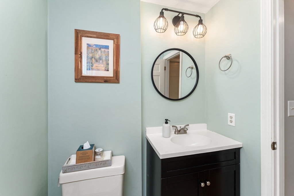 49 Asylum Street Mendon, MA 01756 - Photo 20 of 41 Gallery Image 20