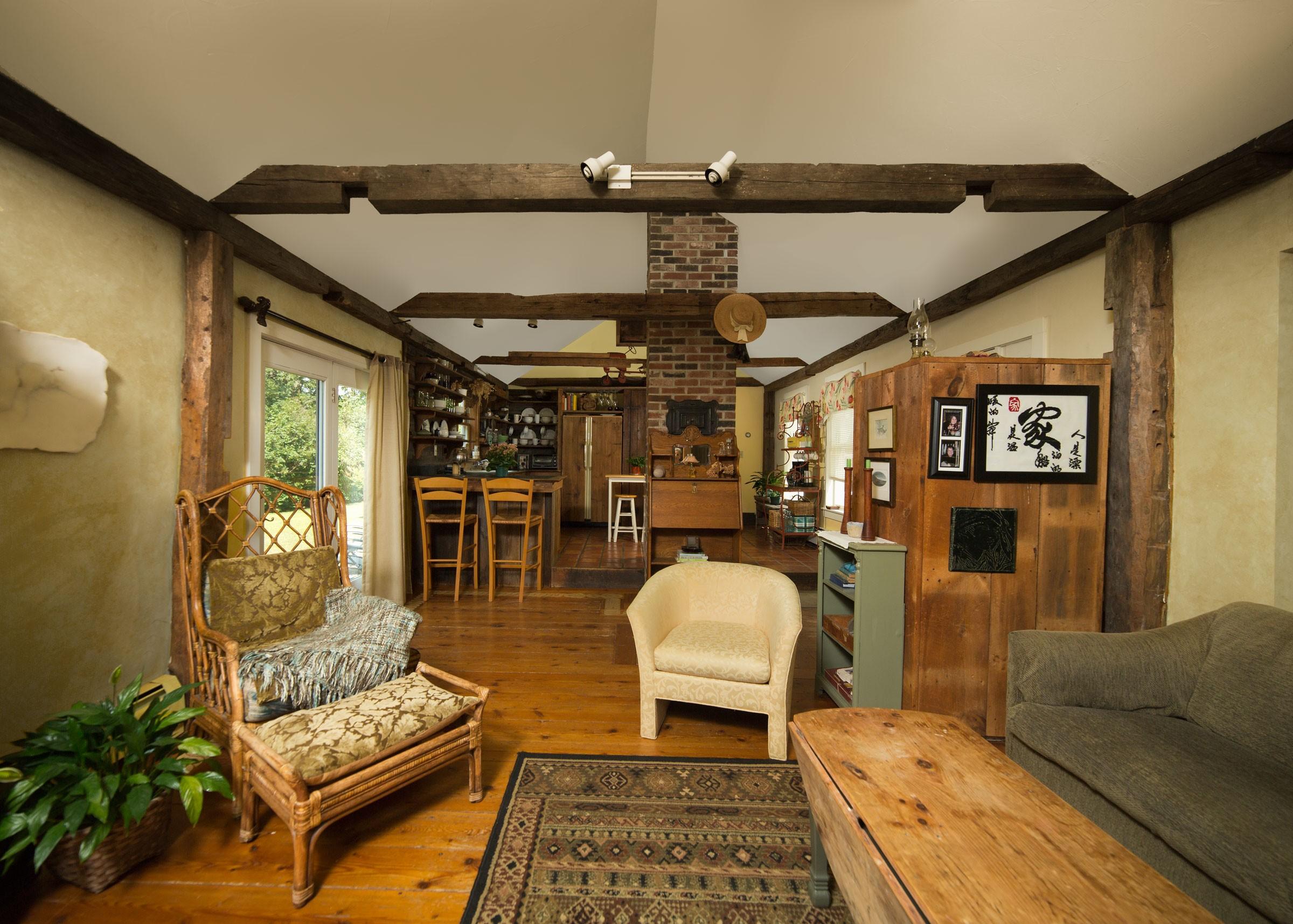 82 Waterhouse Road Biddeford, ME 04005 - Photo 7 of 14 7. LIVING FULL VIEW