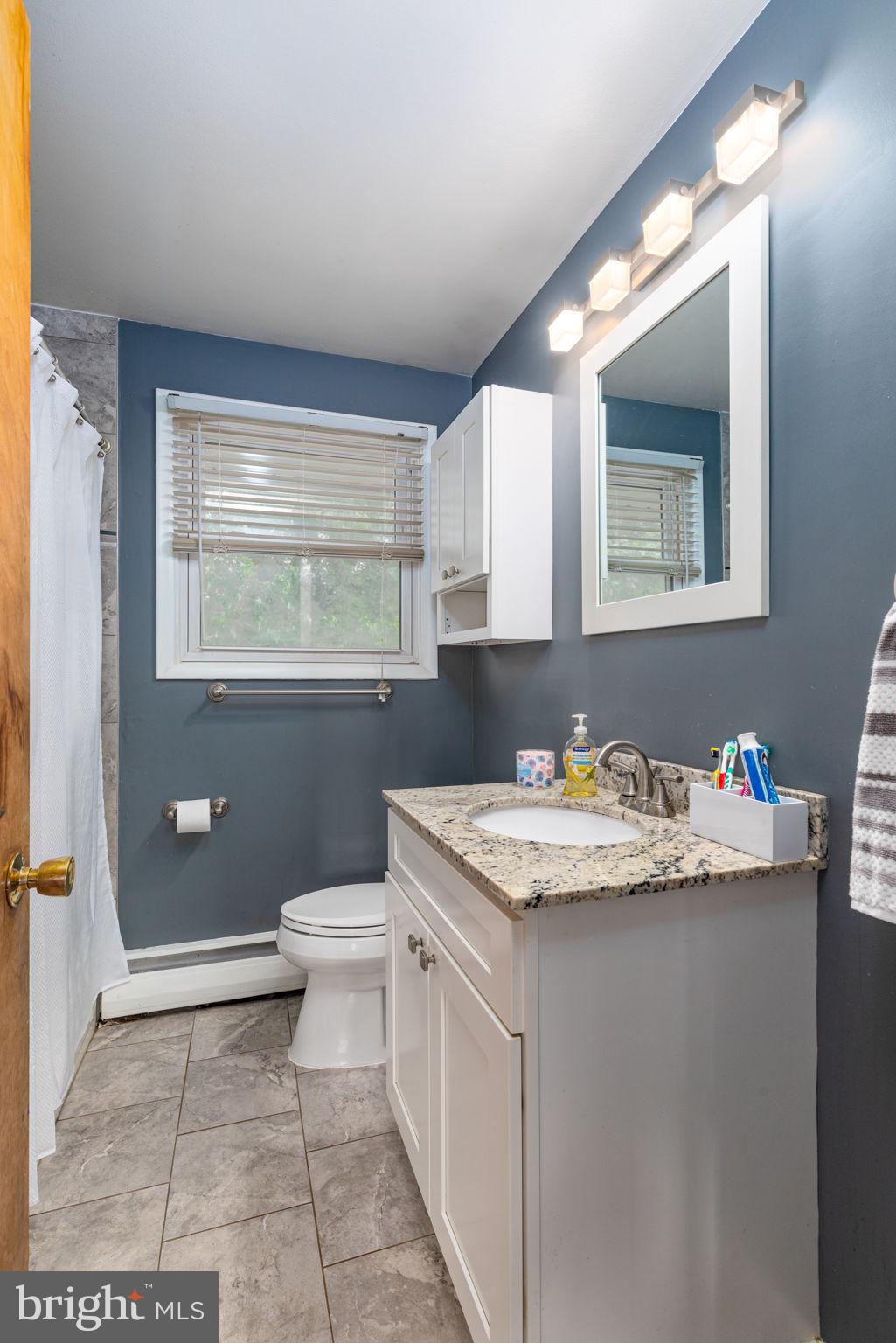 2710 Burridge Road Baltimore, MD 21234 - Photo 17 of 25 Main floor bath