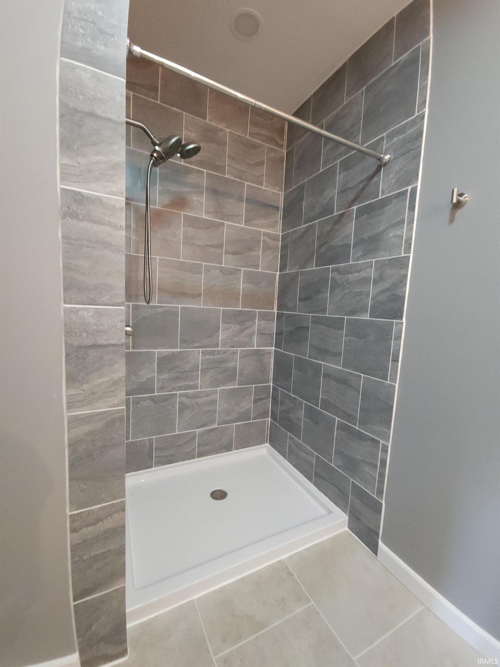415 East 3rd Street Peru, IN 46970 - Photo 9 of 18
