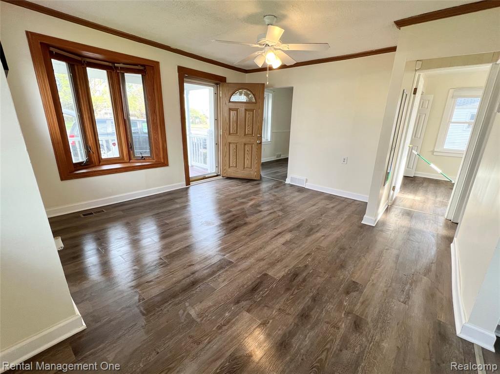 7531 Inkster Road Westland, MI 48185 - Photo 4 of 18