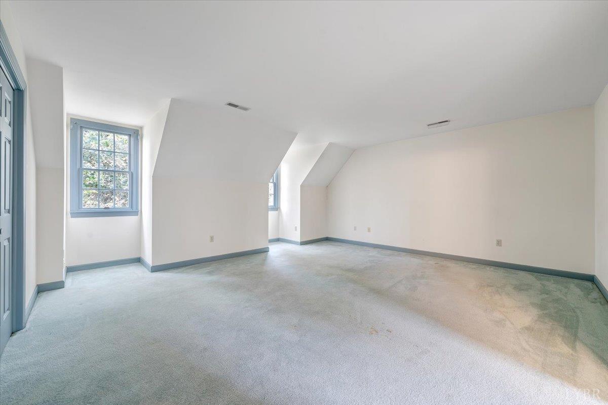 105 North Branch Road Bedford, VA 24523 - Photo 39 of 80 an empty room with windows
