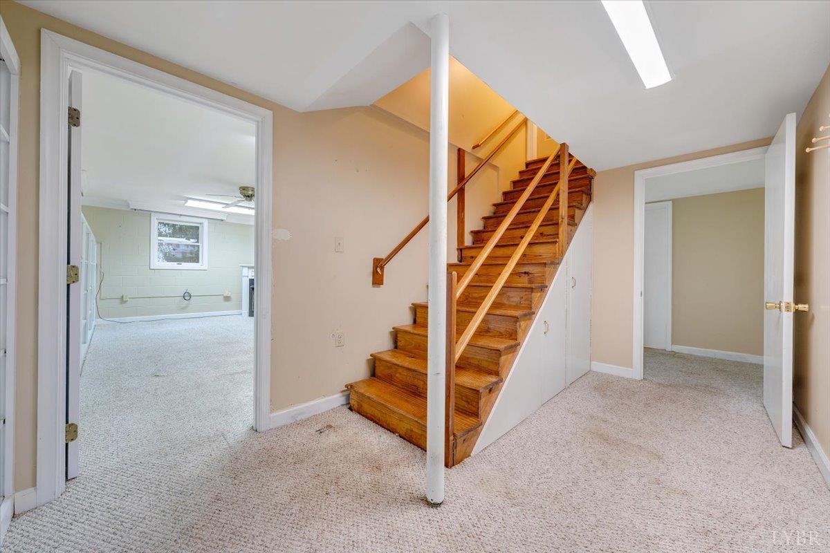 105 North Branch Road Bedford, VA 24523 - Photo 48 of 80 a view of an front door